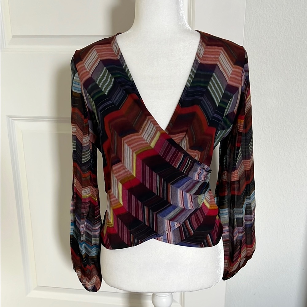 NWT Conditions Apply Anthropologie Chevron Top XS Petite - Picture 3 of 8
